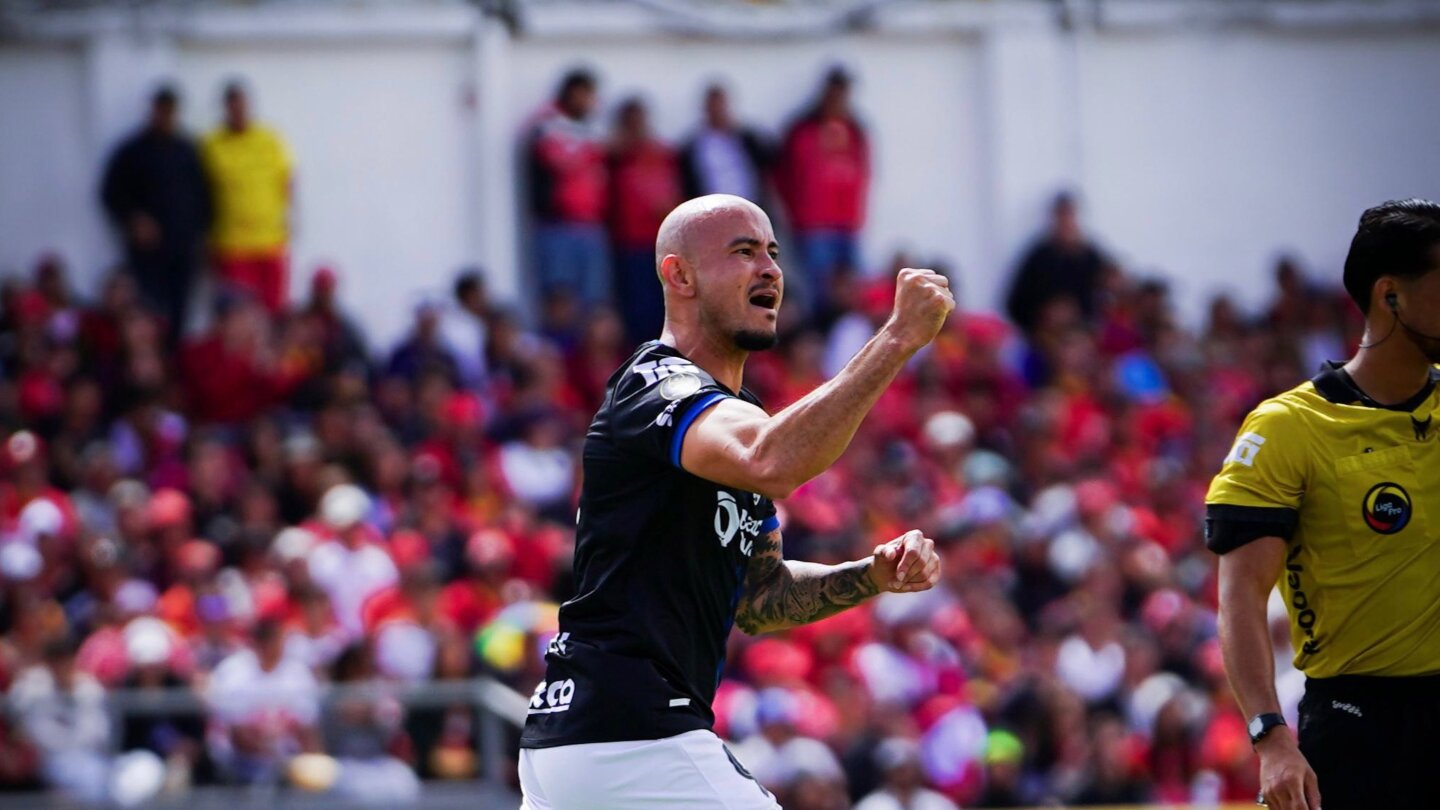 Carlos González inicia la remontada del Independiente