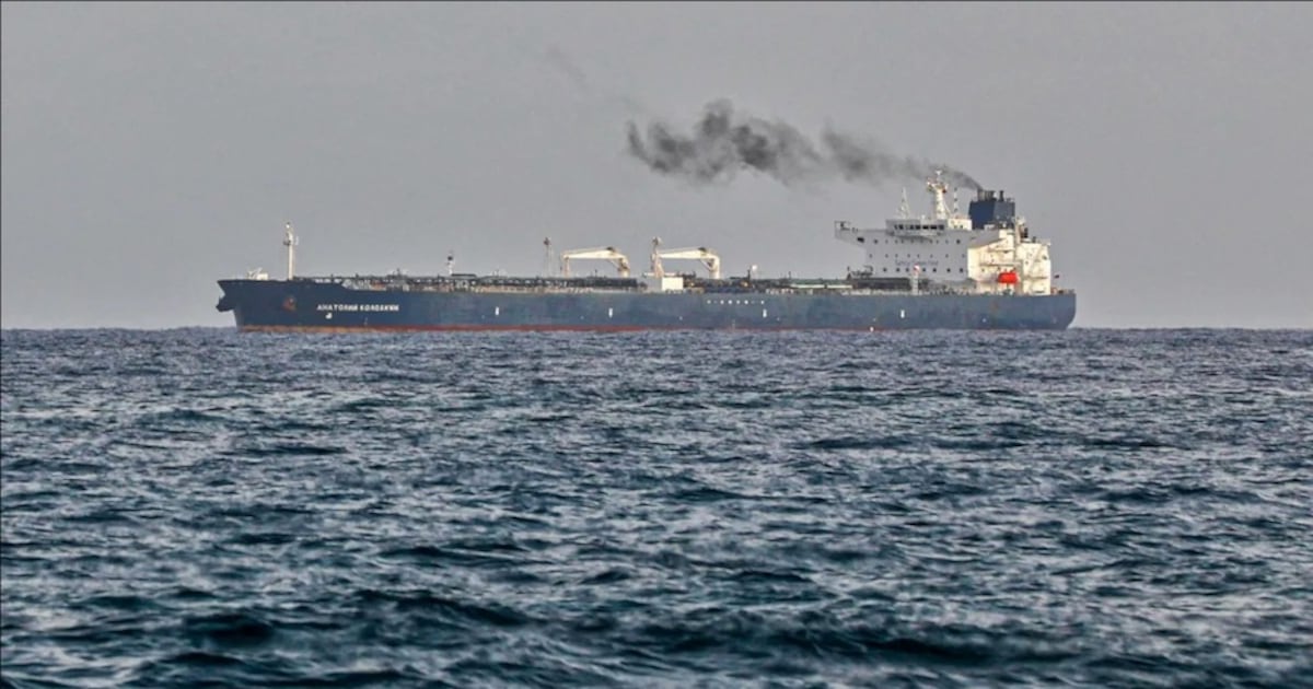 Trump extiende el alto el fuego con Irán para seguir negociando pero mantiene el bloqueo naval