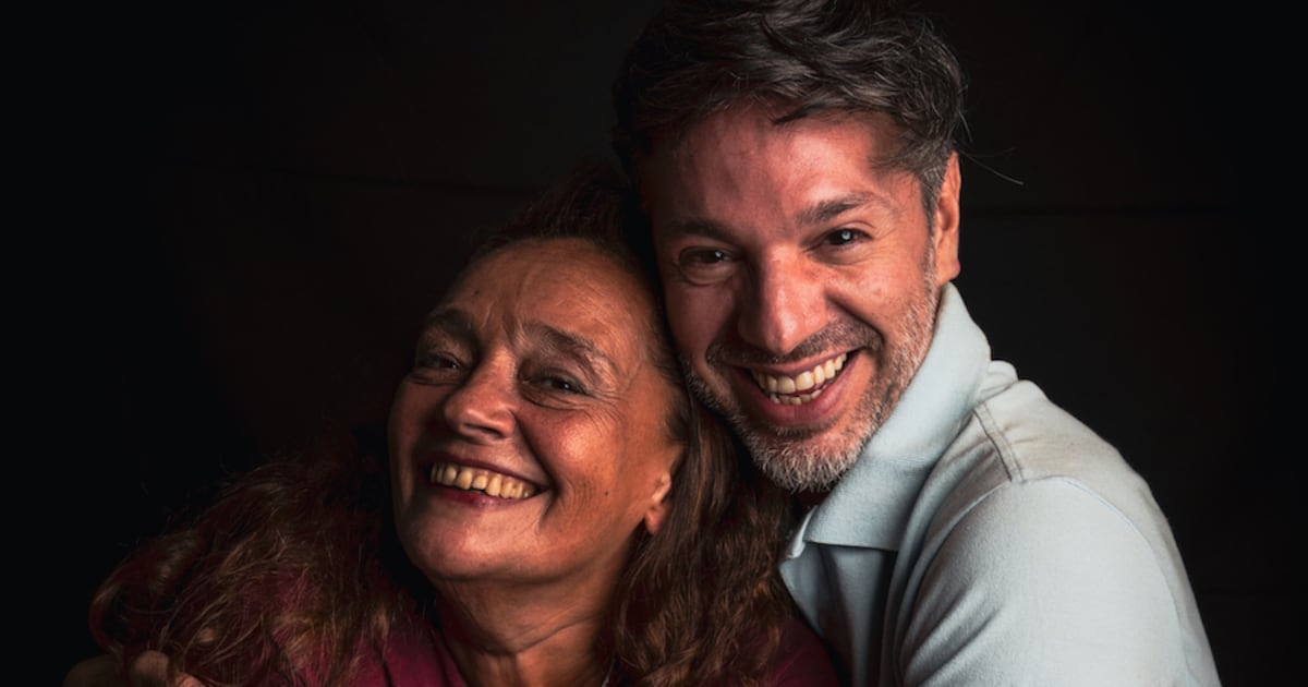 Teatro: Estrenan “Amar en tiempos de cambio”