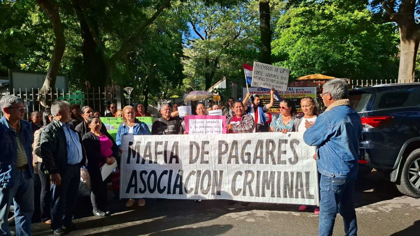 Mafia de pagarés: Fiscala adjunta vuelve a acusar a ex ujier y pide su juicio oral
