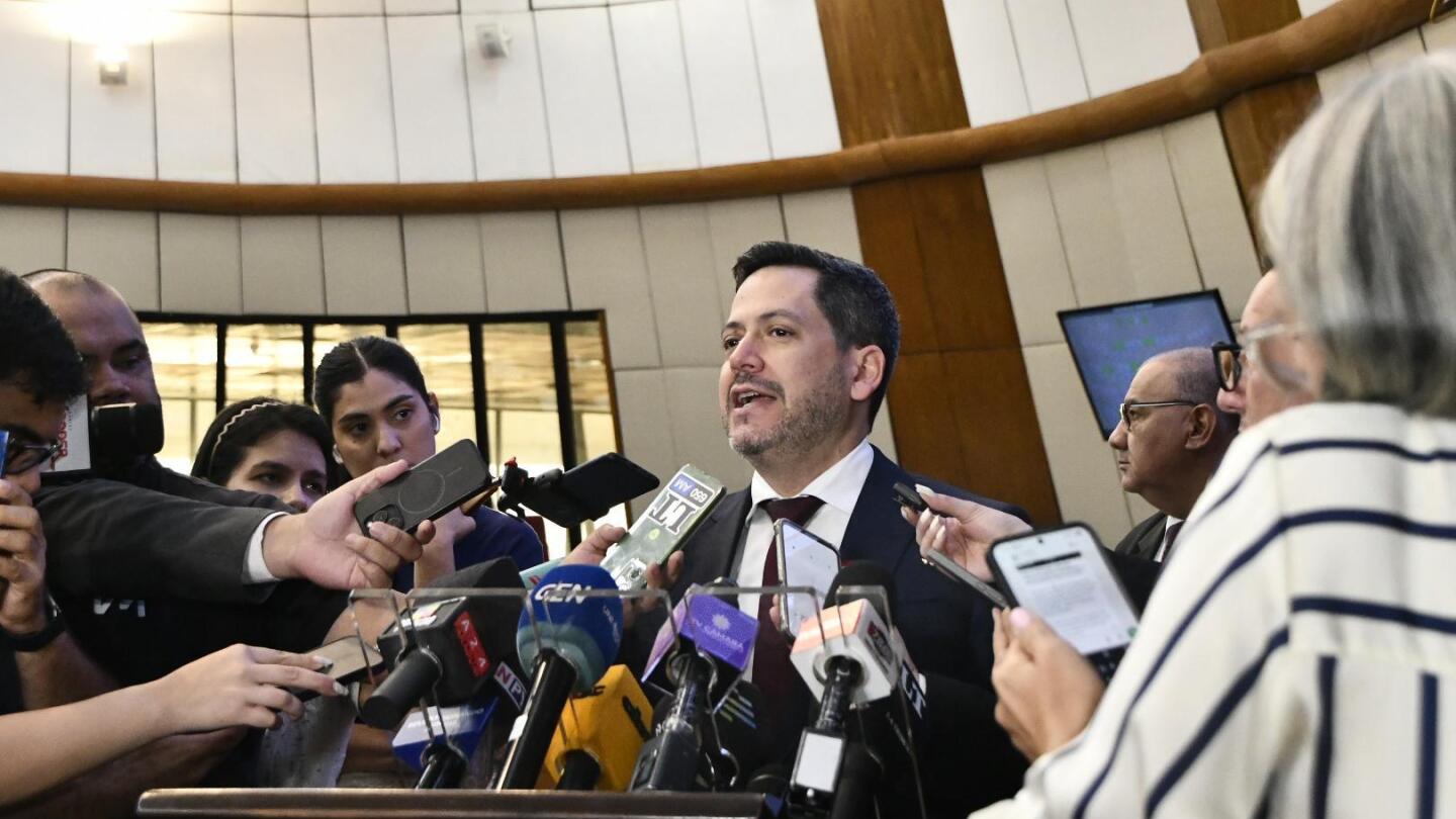 Latorre afirma que comando de Honor Colorado no habló de dupla y enfocó estrategia en municipales