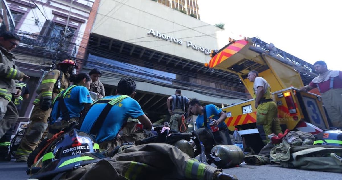 Incendio en edificio no registró víctimas graves