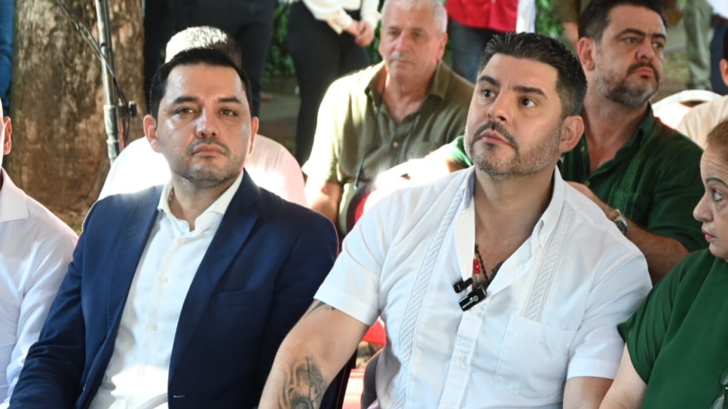 Tras abandono de sesión, convocan a una extra el domingo para tratar balance de Nenecho y Bello