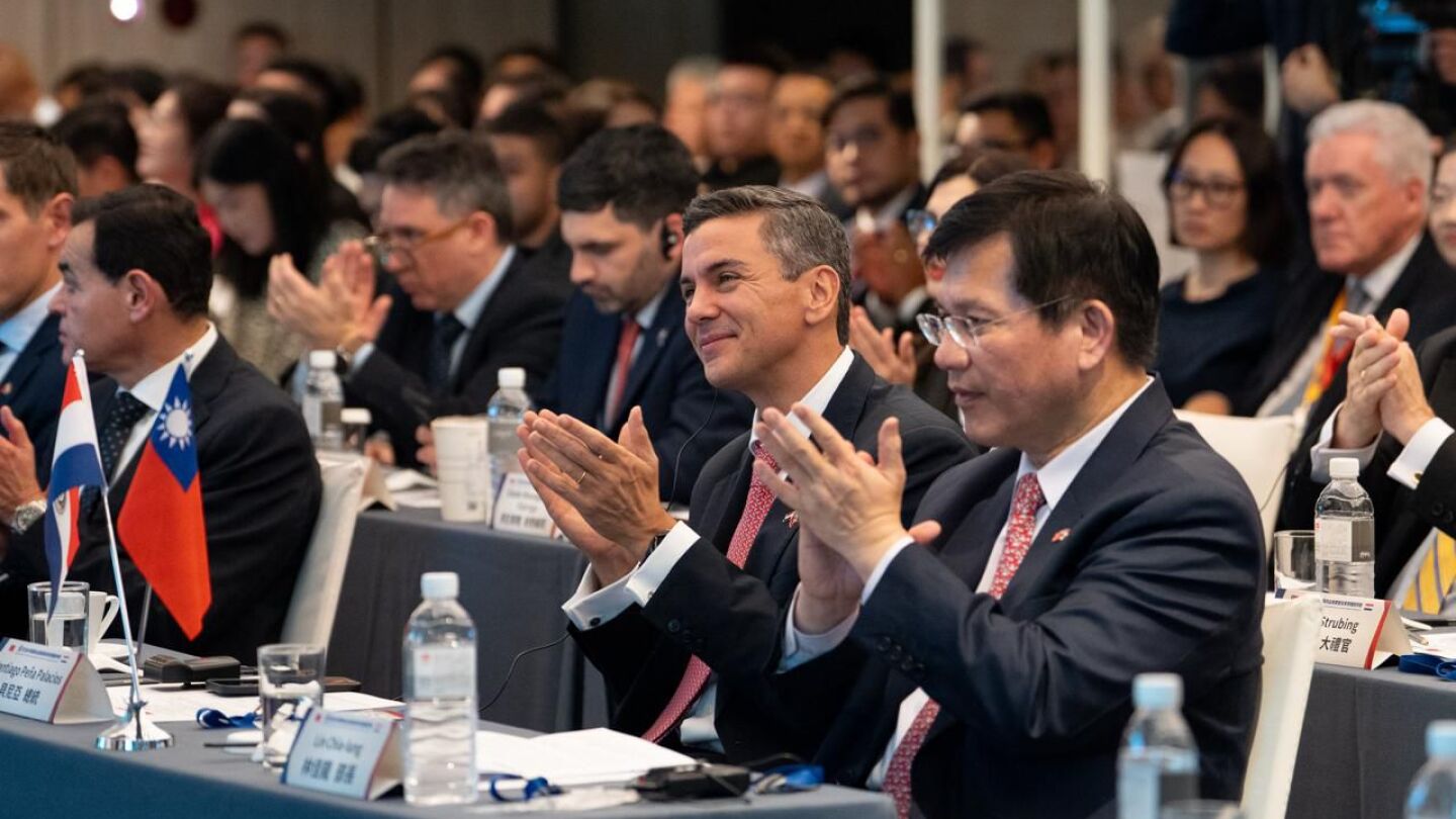 Paraguay aspira a convertirse en "socio estratégico" de Taiwán en alta tecnología