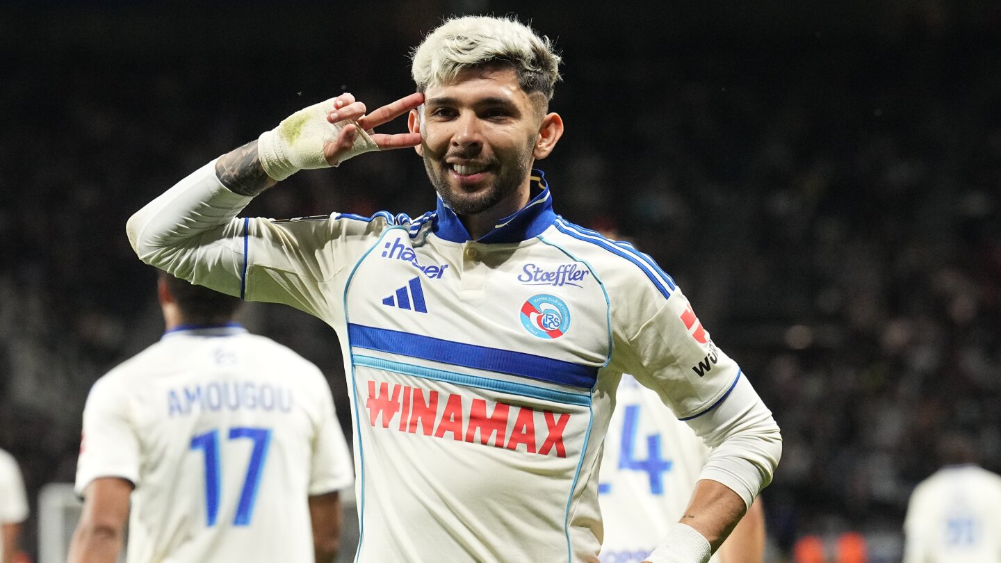 Julio Enciso anota en empate del Racing de Estrasburgo