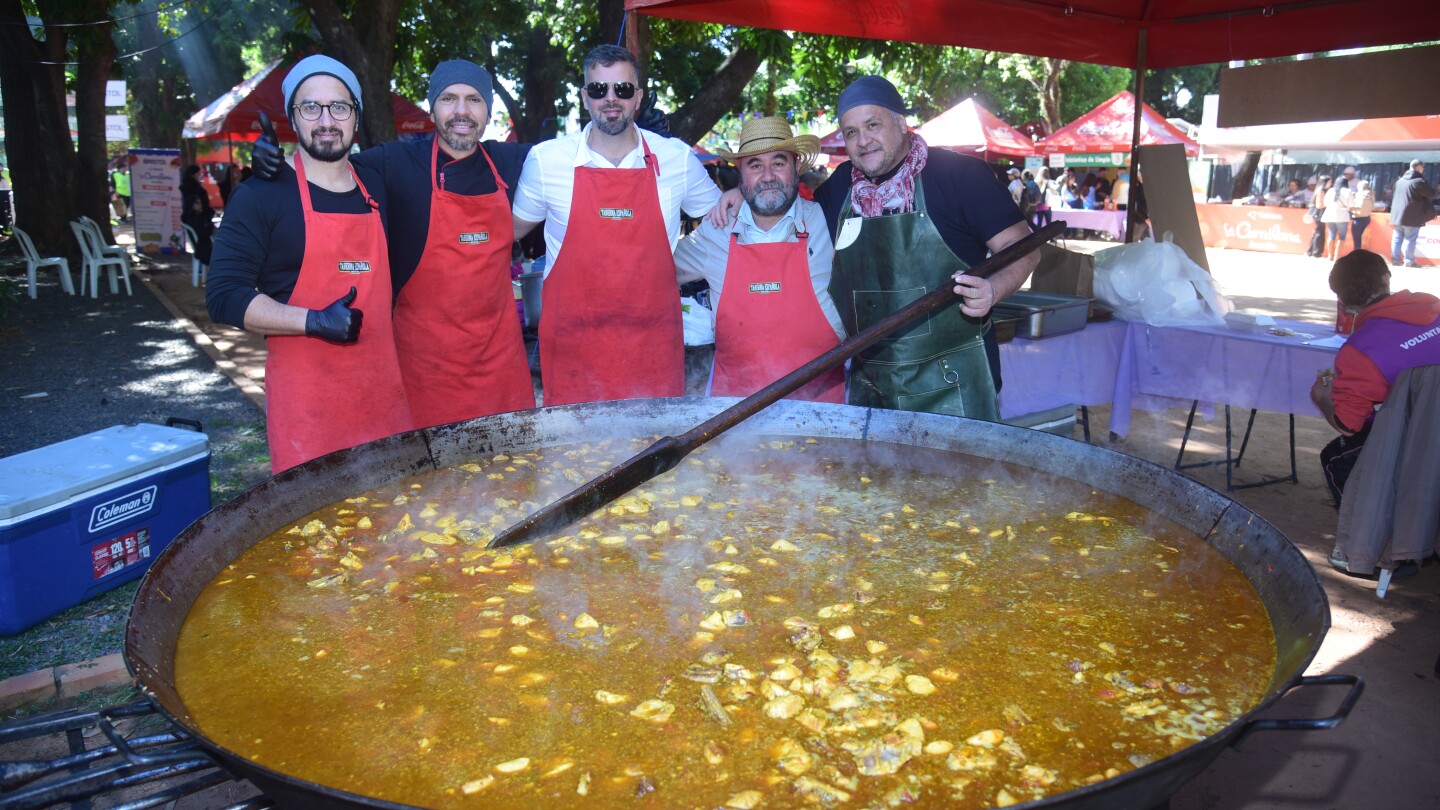 Comilona de Teletón se vivió ayer con alegría y un ambiente solidario