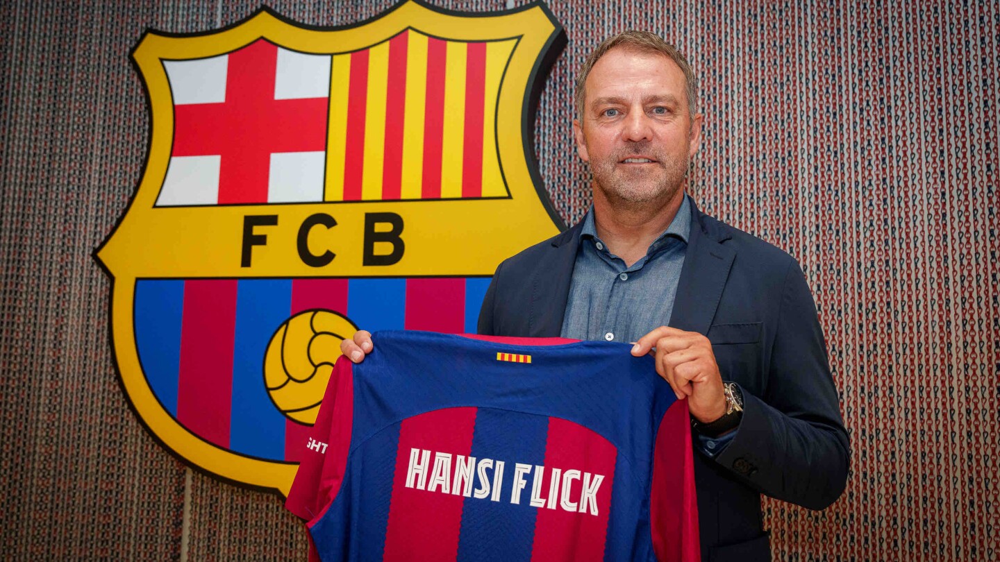 Flick confirma su renovación con el Barcelona