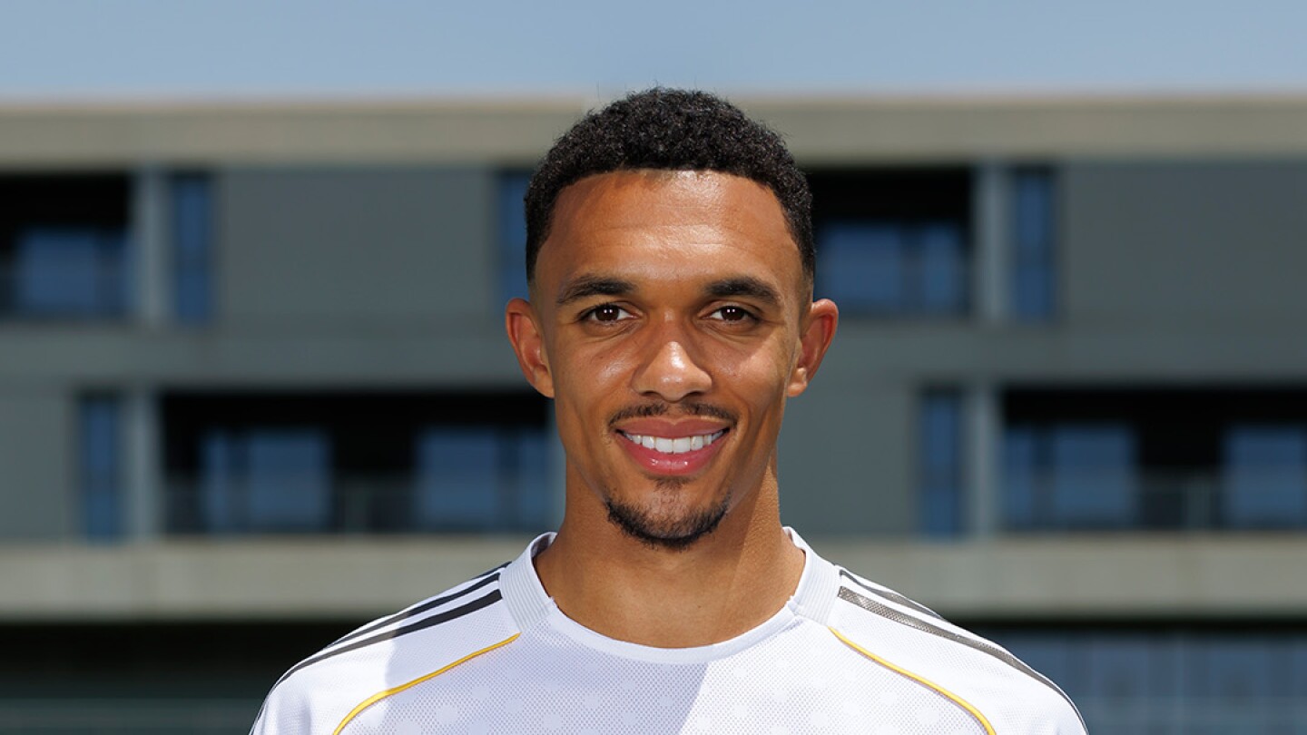 Alexander-Arnold entra en la lista preliminar de Inglaterra para el Mundial