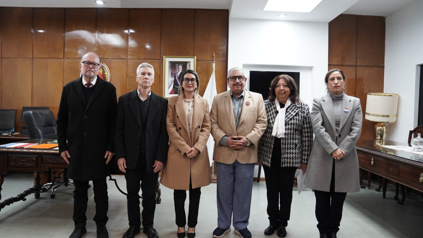 Mirtha Arias asume como representante de trabajadores en el Consejo de IPS