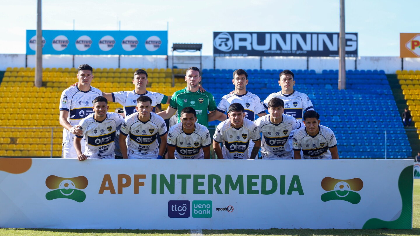 12 de Junio mantiene el liderato en la División Intermedia