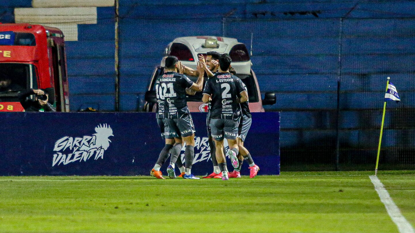San Lorenzo cierra el Apertura con victoria ante 2 de Mayo