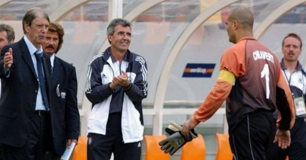 Papelón con el técnico Maldini