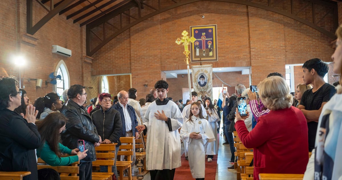Parroquia San Charbel invita a celebrar la Solemnidad de Pentecostés