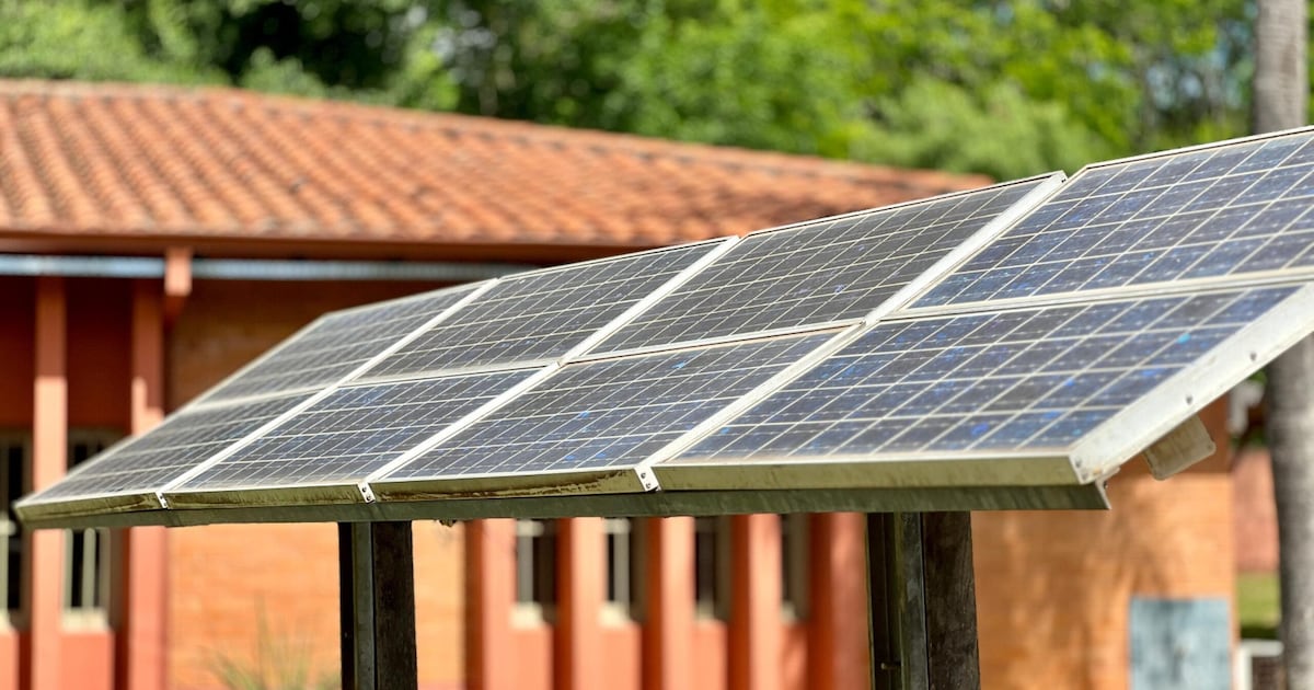 Instalarán sistema de generación eléctrica fotovoltaica en Minas y Energías