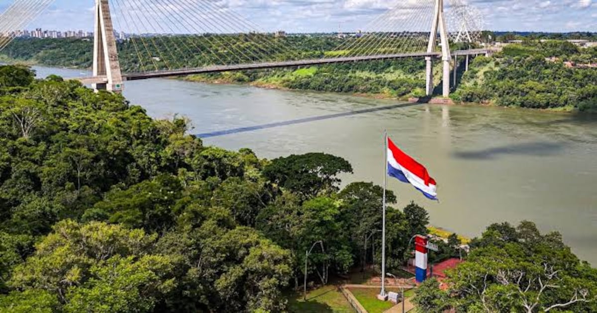 Equipo Económico plantea ampliación de operaciones en Puente de la Integración