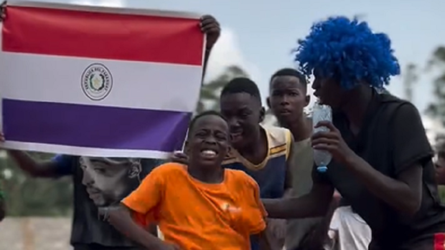 Niños de Uganda homenajean a Paraguay con baile viral previo al Mundial 2026