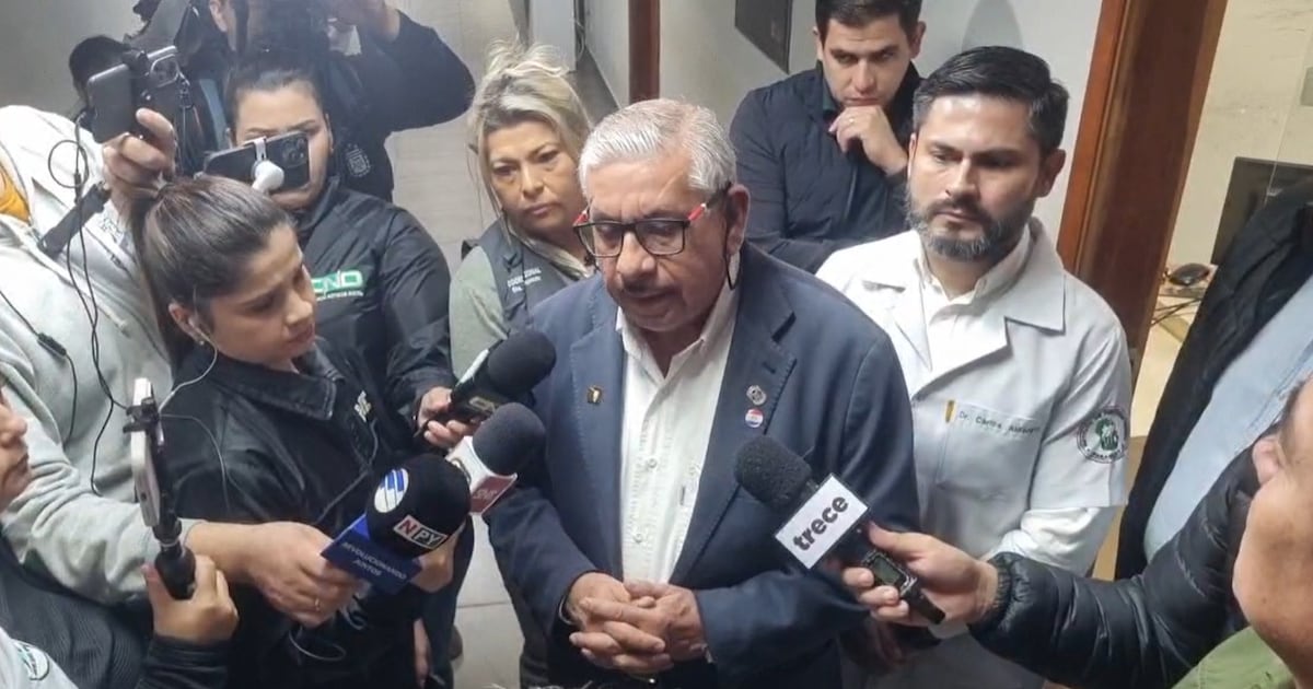 Fretes escuchó reclamos de trabajadoras de limpieza del IPS Caaguazú