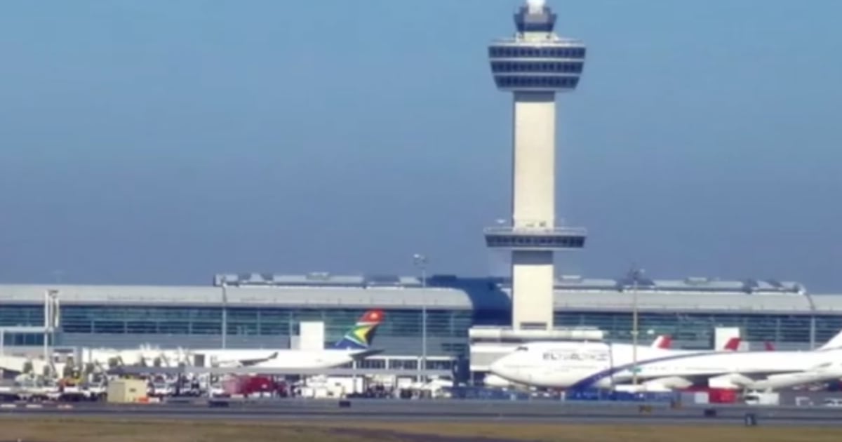 Alerta mundial: EE. UU. refuerza controles por el ébola en el aeropuerto JFK