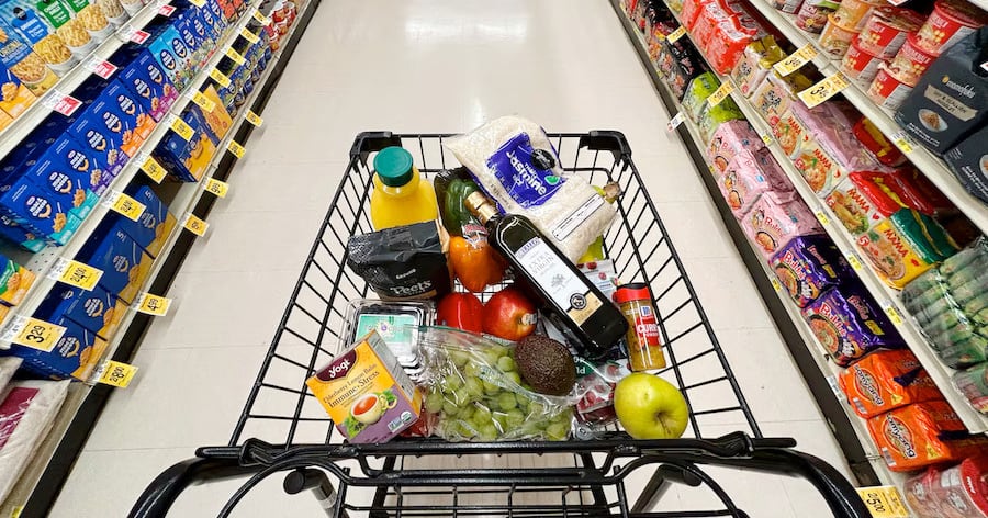 El dilema del salario mínimo: lo que más golpea al bolsillo no siempre define el ajuste