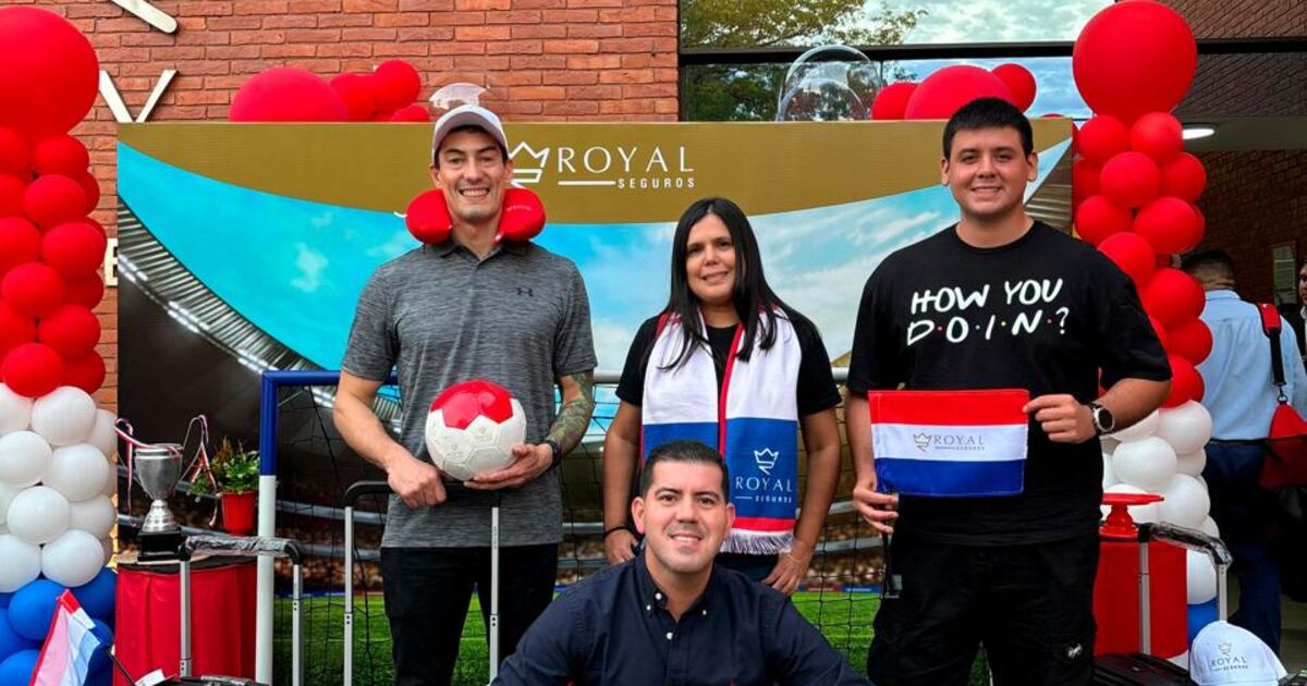 Royal Seguros entrega paquetes de viaje a Estados Unidos a ganadores de su promoción