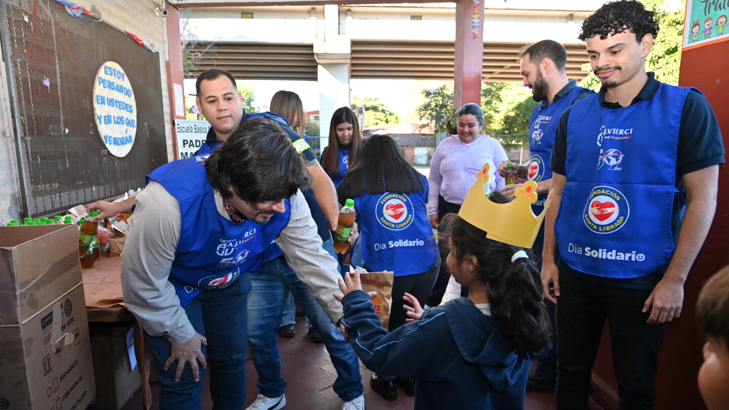 624 voluntarios participaron del Día Solidario de Fundación Santa Librada