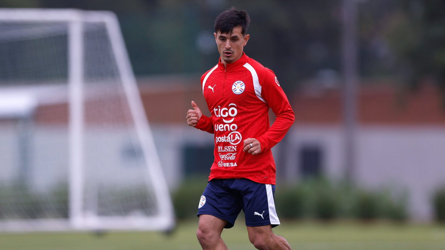 Alfaro define los reemplazantes de Andrés Cubas en la Selección