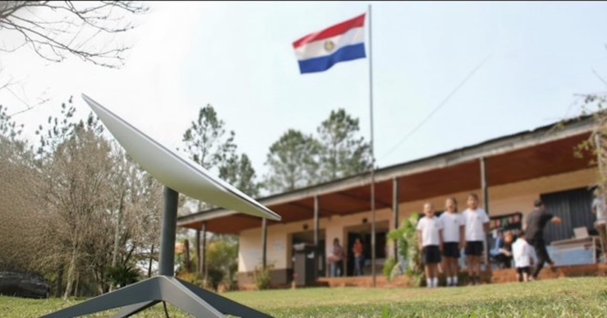 Gobierno despliega 1.600 kits Starlink para llevar internet a escuelas y centros de salud