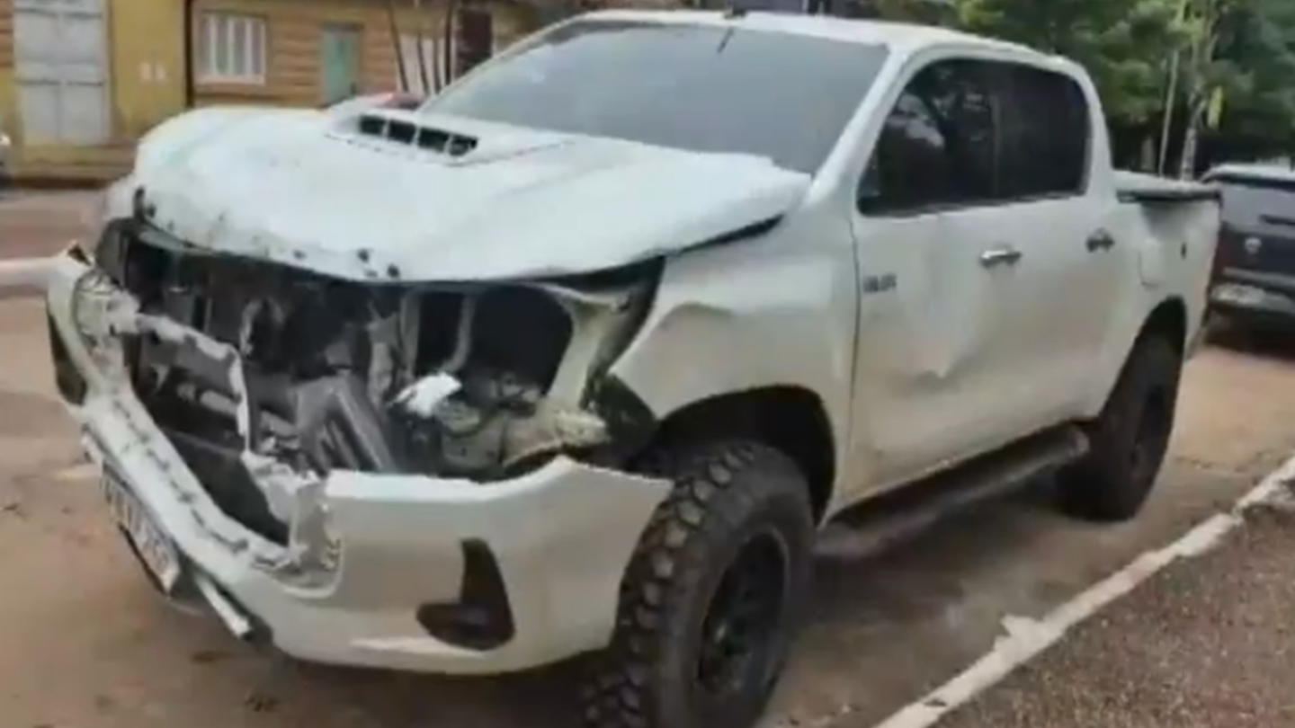 Hombre choca contra una columna en Carapeguá y deja sin luz a toda la zona