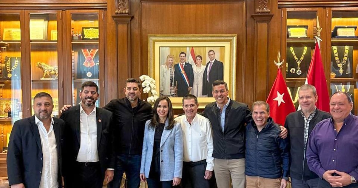 Líderes colorados evalúan resultados de elecciones internas municipales