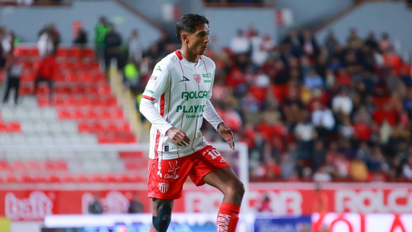 Cerro Porteño oficializa el fichaje de Agustín Almendra