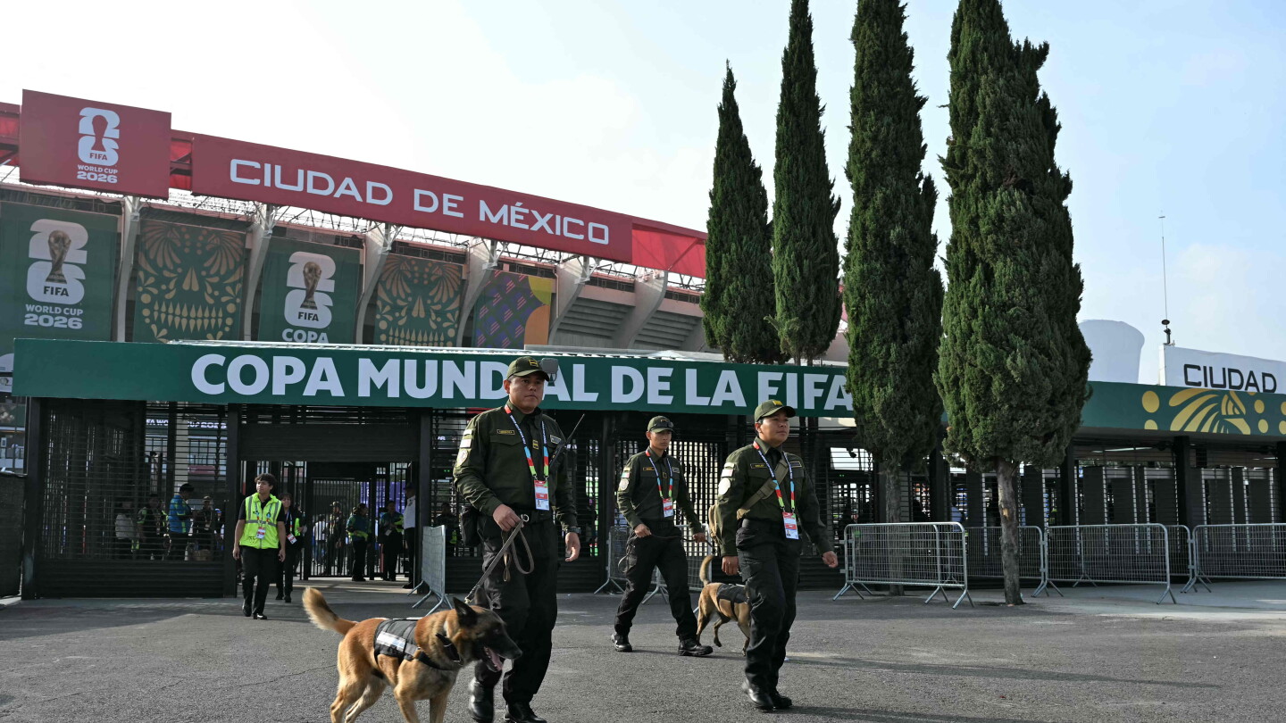 México amanece entre ilusión y tensión a horas de acoger su tercera Copa del Mundo