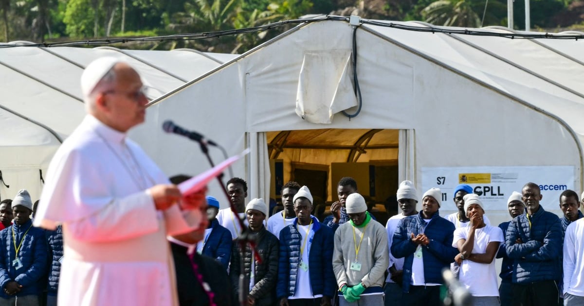 El Papa León XIV destaca la humanidad compartida de migrantes en visita a Canarias
