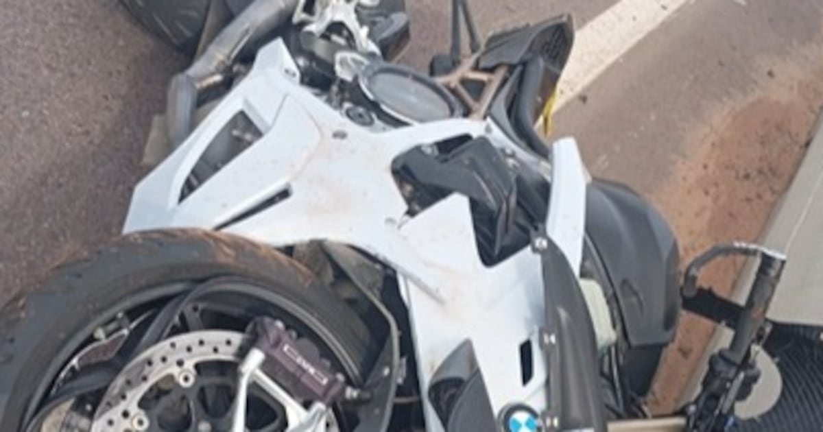 Ypacaraí: motociclista falleció tras chocar contra un camión