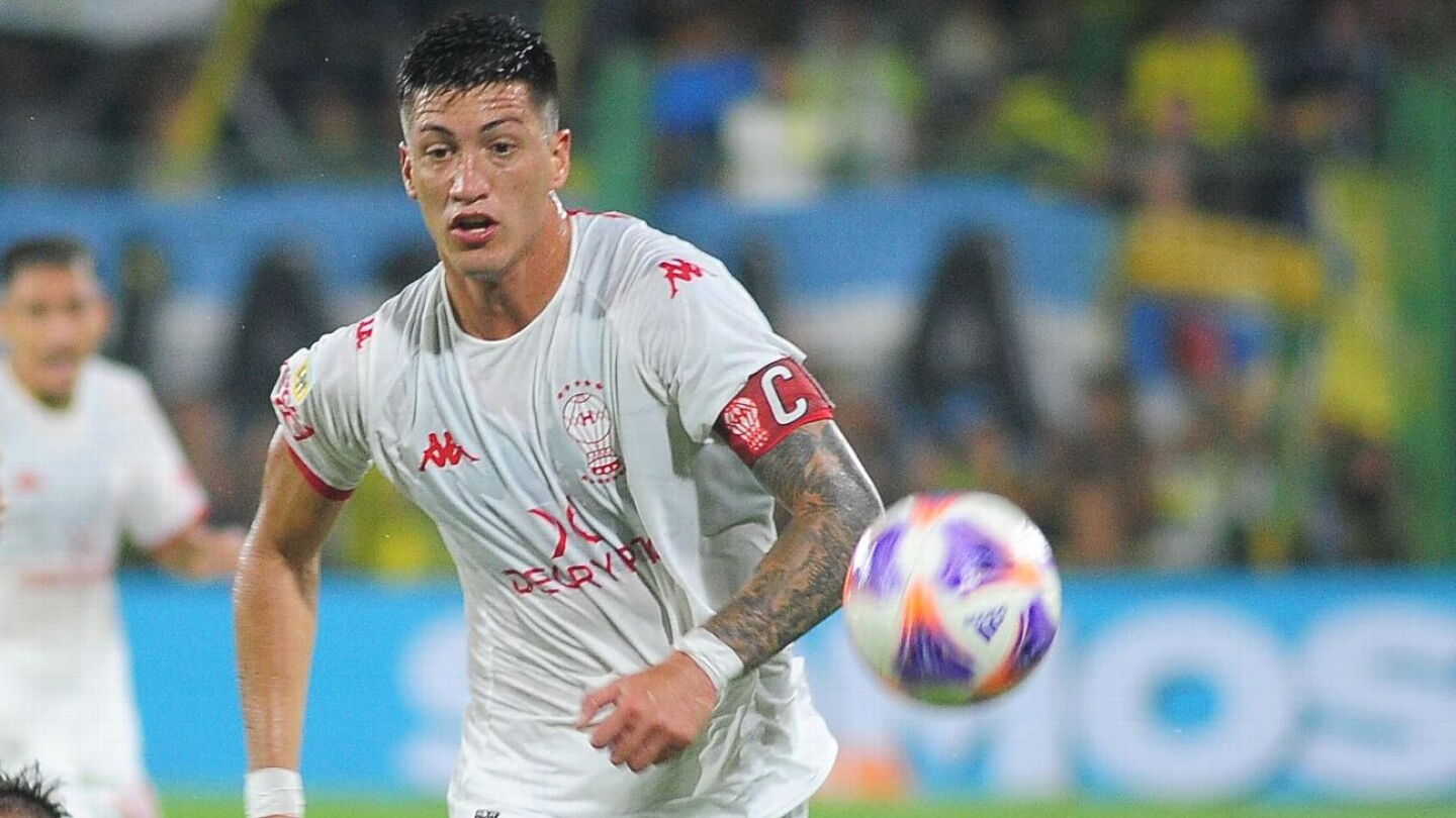 Cerro se mueve para reforzar la plantilla