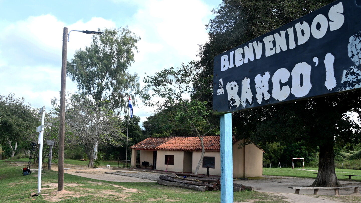 Banco'i enciende su primera luz gracias a solidaridad ciudadana