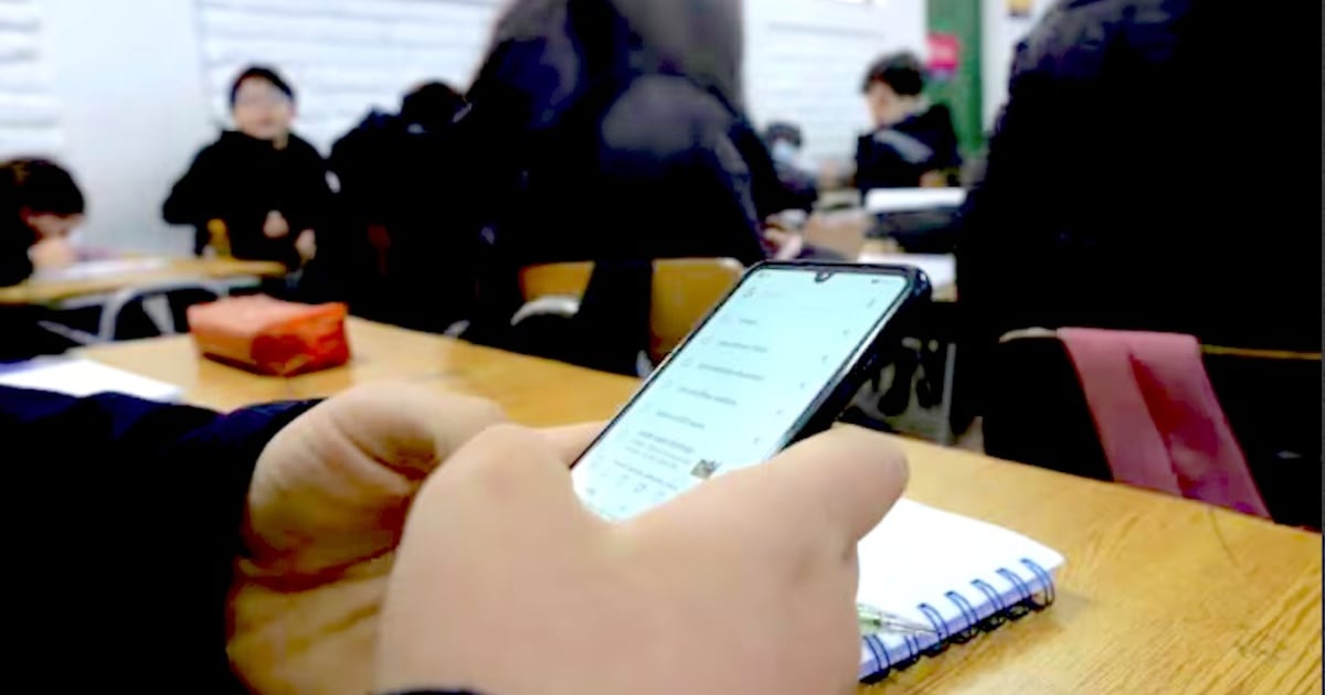 Senado aprueba con modificaciones normas para el uso de celulares en instituciones educativas