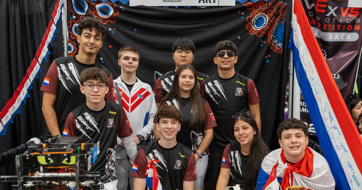 Paraguay alcanza el segundo puesto mundial en robótica