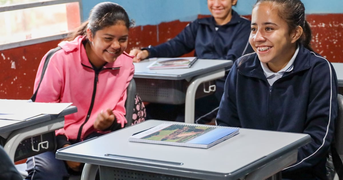 MEC flexibiliza uniforme escolar y permite retrasar ingreso por ola de frío