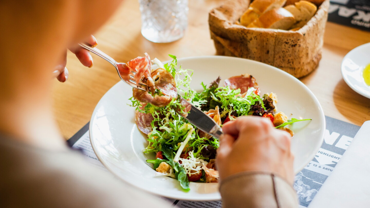 ¿Dieta y ejercicio podrían complementar el tratamiento del cáncer? La ciencia lo investiga