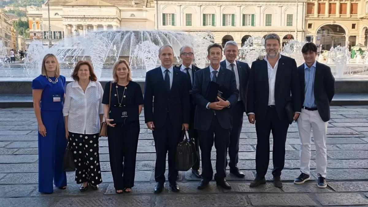 Italia mira al país como plataforma para inversiones europeas y avanza un acuerdo para evitar la doble tributación