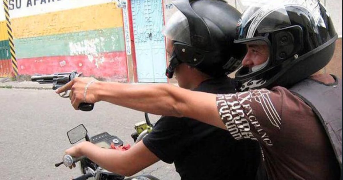 Roban G. 8 millones en asalto a mano armada a camión repartidor de gaseosa