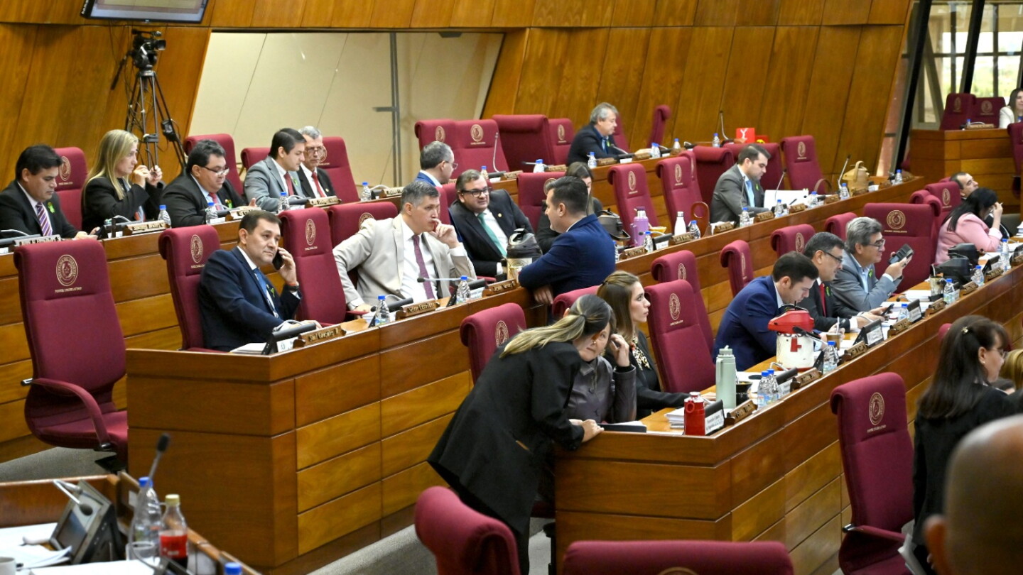 Diputados tratará dudoso proyecto que traslada funcionarios de Copaco a otras instituciones