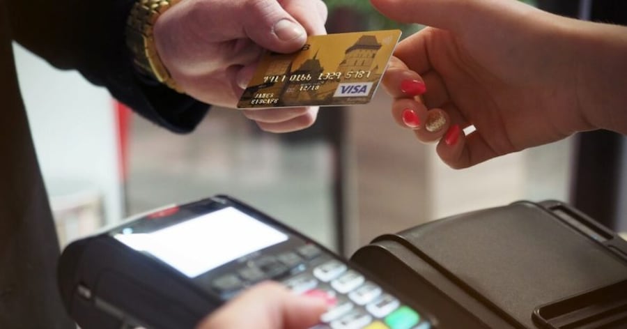 Cambios del BCP afectan cada pago con tarjeta en Paraguay