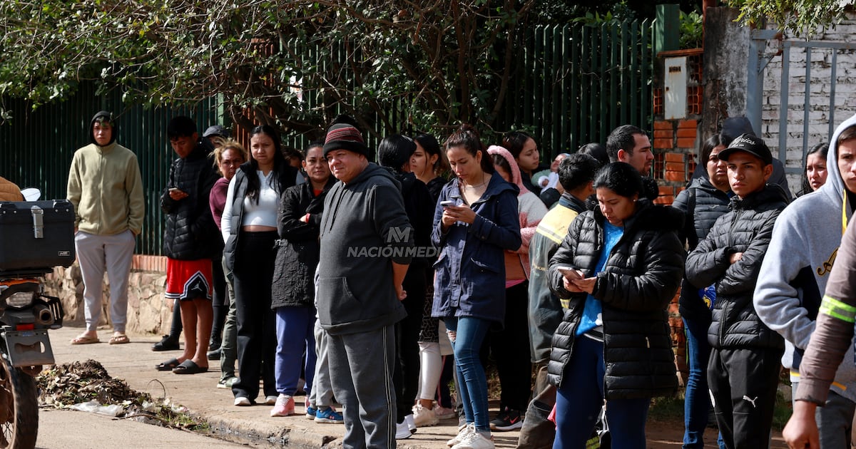 Vecinos despidieron a las víctimas de la explosión de la barcaza