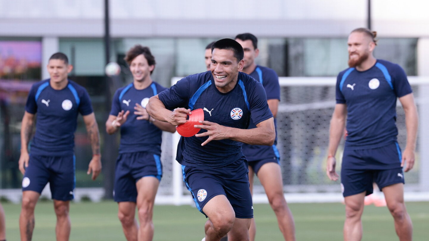Diego Gómez, recibido como un ídolo en San Juan Bautista
