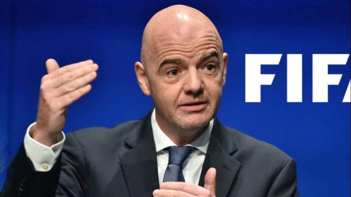 Infantino condena públicamente los comentarios "racistas" de Celeste Amarilla