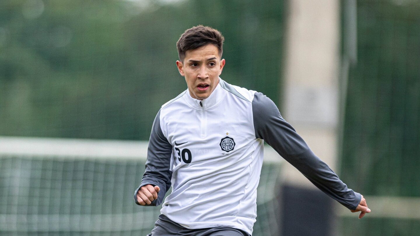Olimpia cerró sus amistosos ante Recoleta con un empate y una victoria