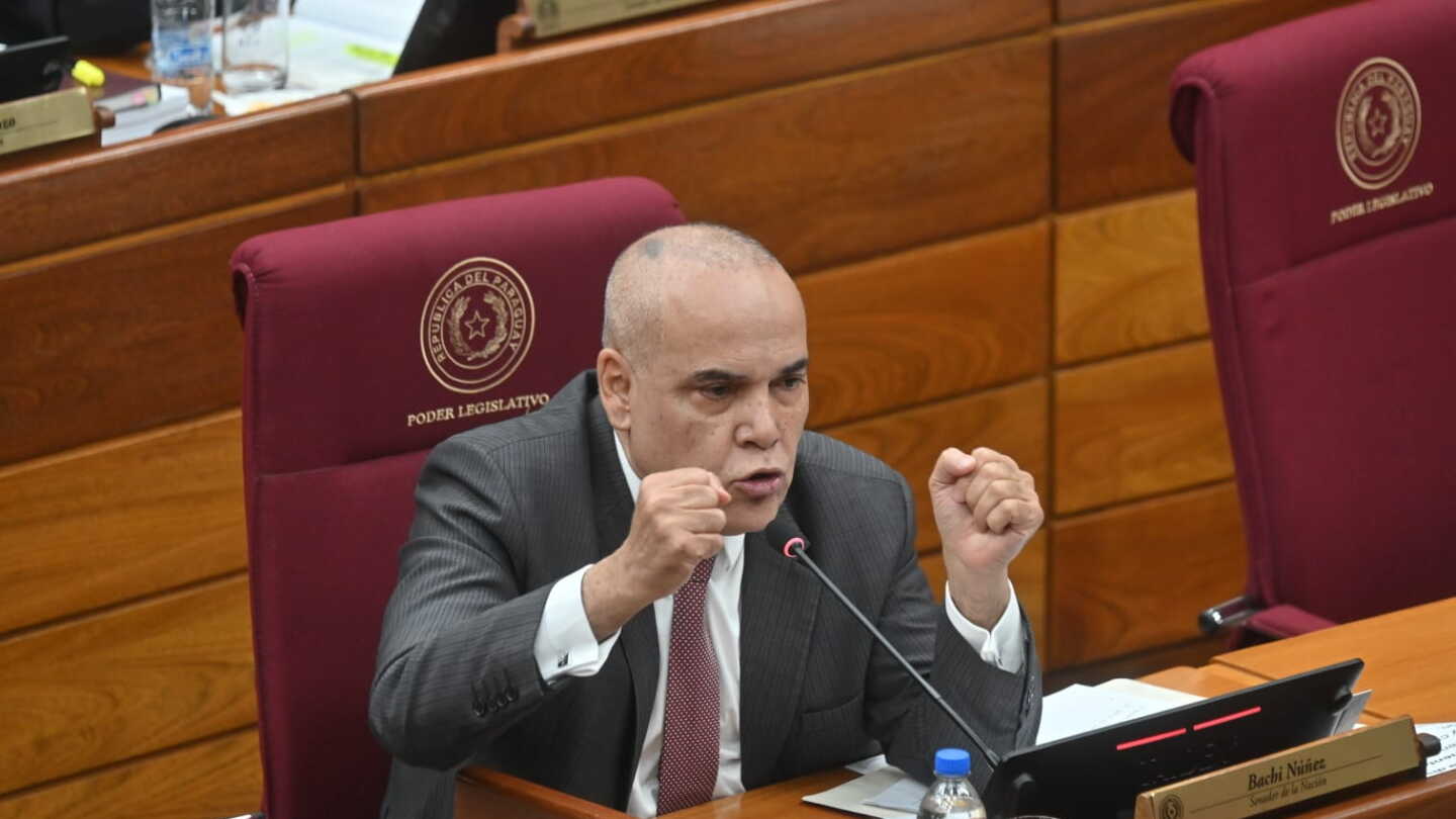 Video: Bachi trata de afrodescendiente a Sergio Rojas en sesión contra racismo y discriminación