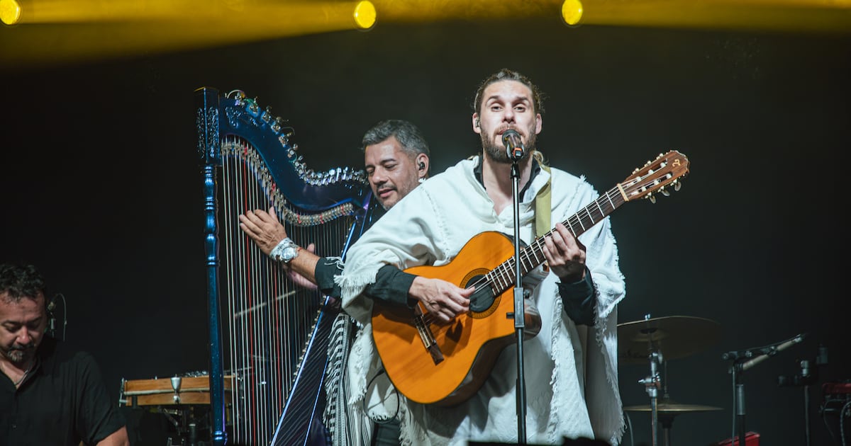 Néstor Ló y Los Caminantes llevan el orgullo guaraní a festival de la UNESCO