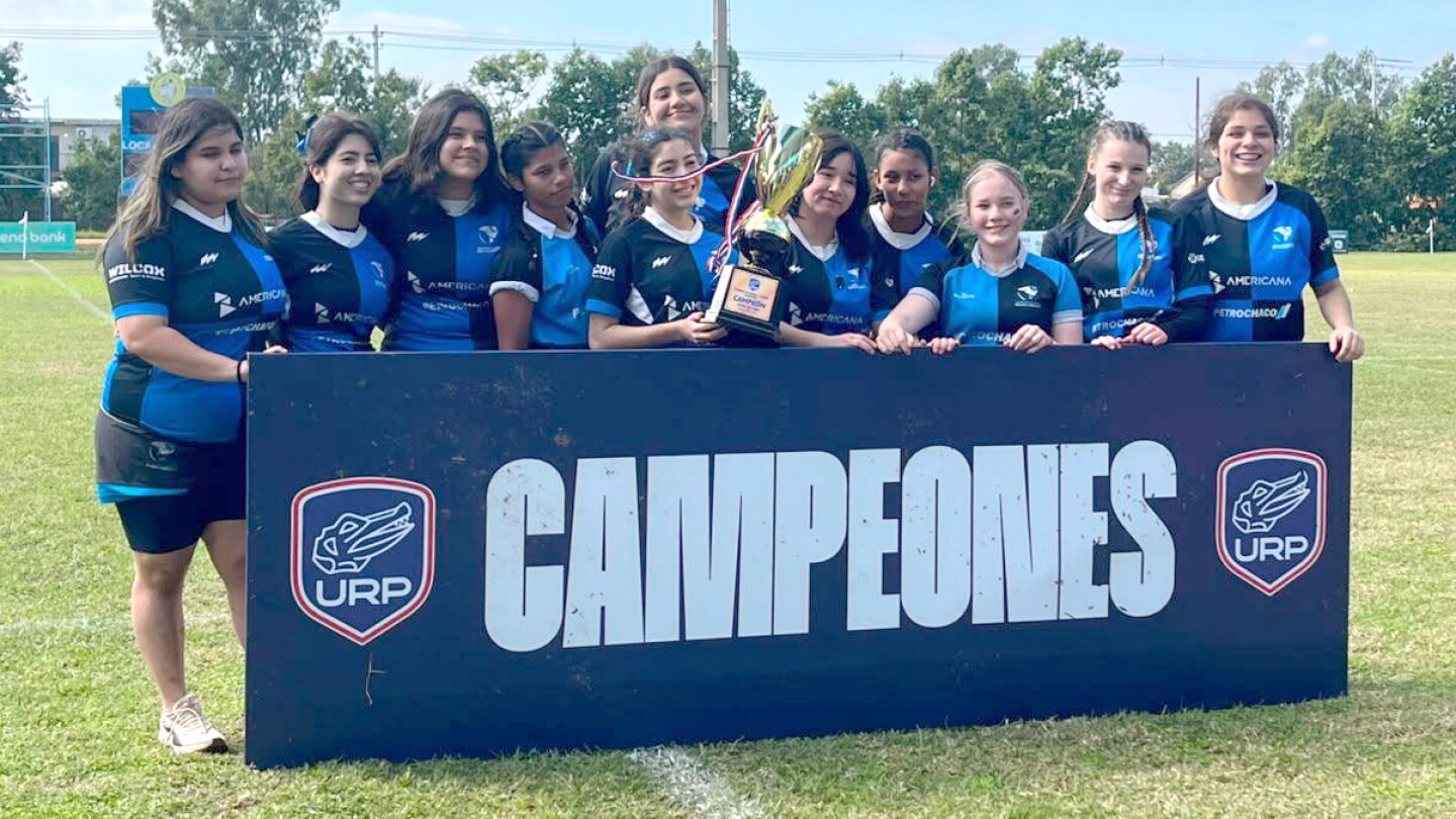 Santa Clara Rugby hace historia con un doble campeonato femenino